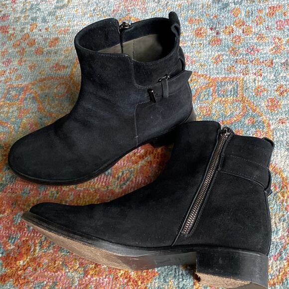 REED KRAKOFF $1k Black Suede Italian Made Chelsea Boots | 37.5 US 7.5 - Picture 3 of 16